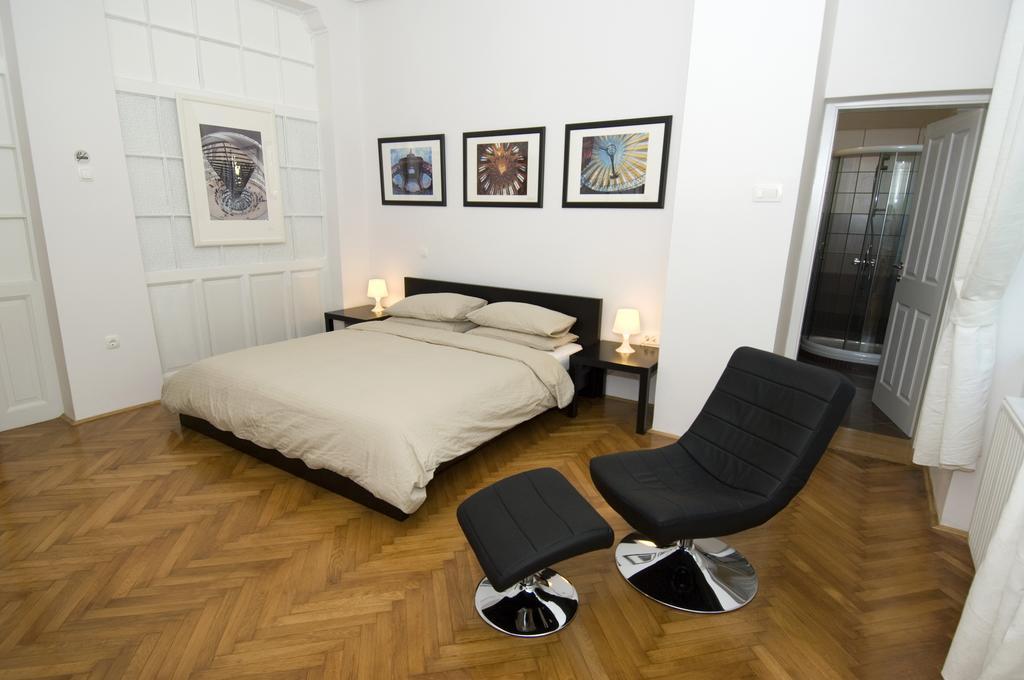 Galeria Rooms Liubliana Quarto foto