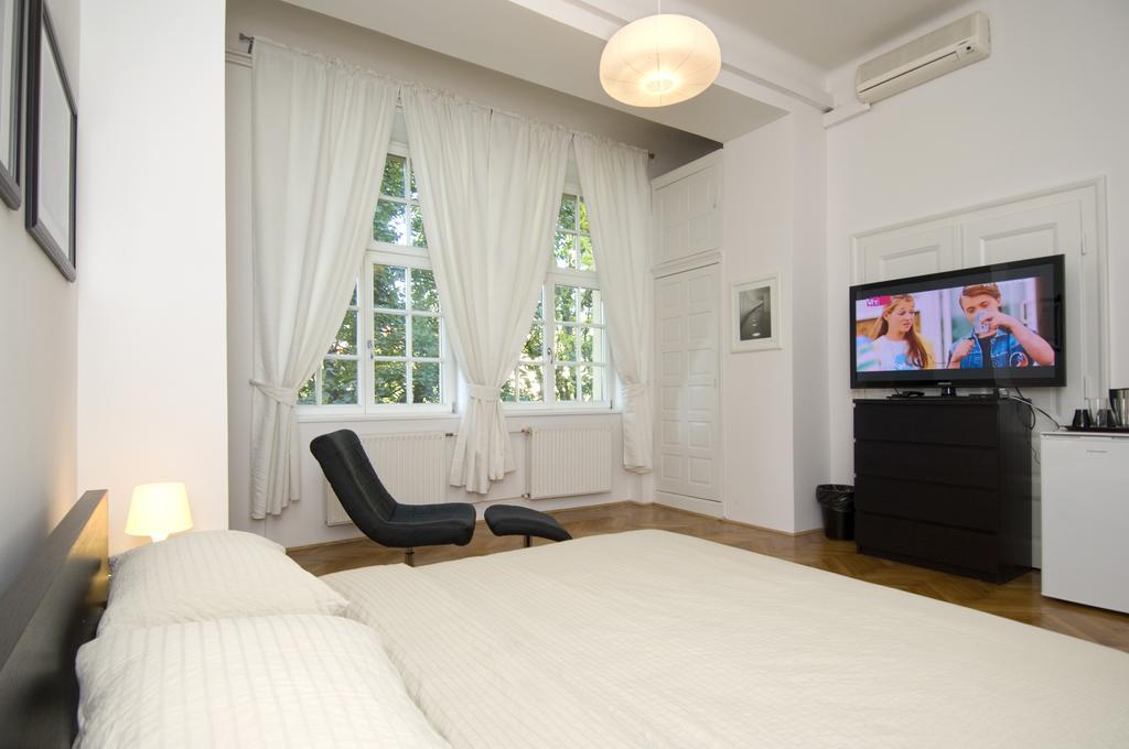 Galeria Rooms Liubliana Quarto foto
